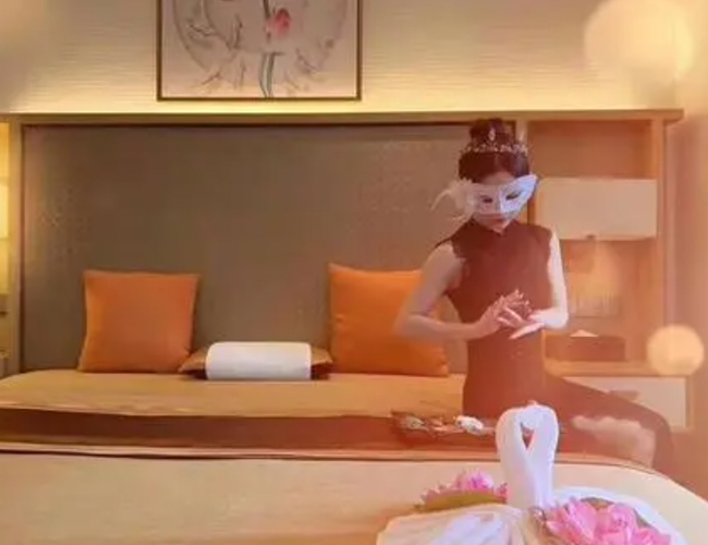 我在天津河西体验了下高端男士按摩spa会馆，私人会所花样超多